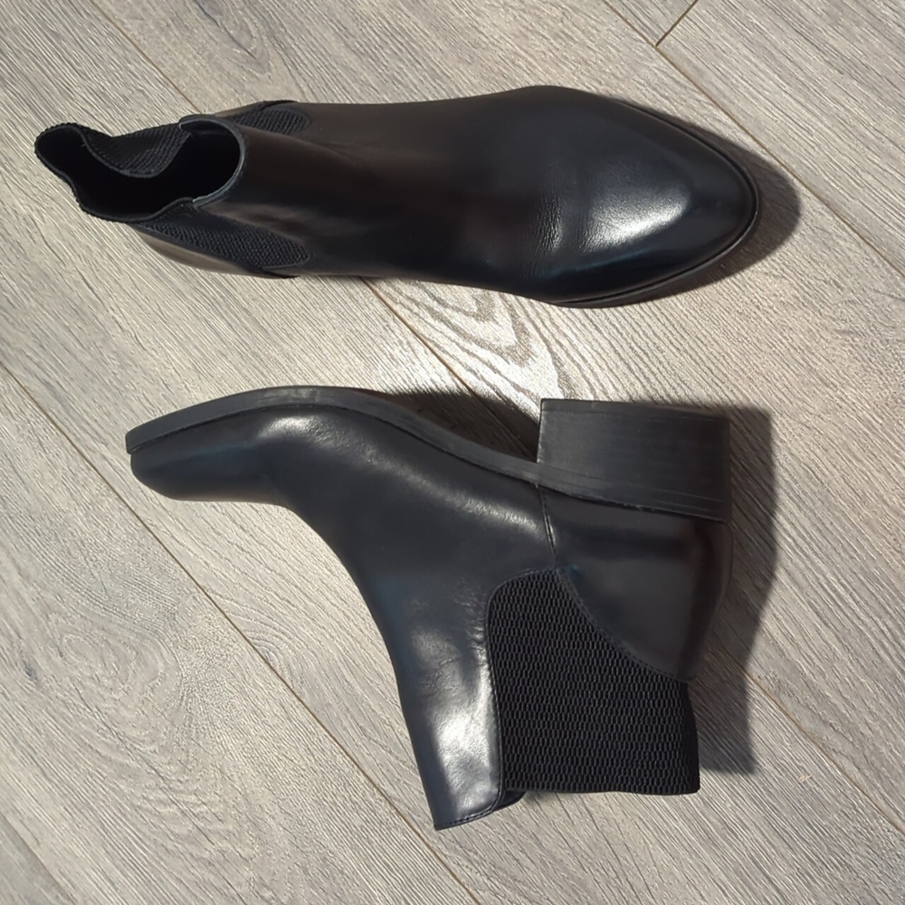 Seychelles leather ankle booties